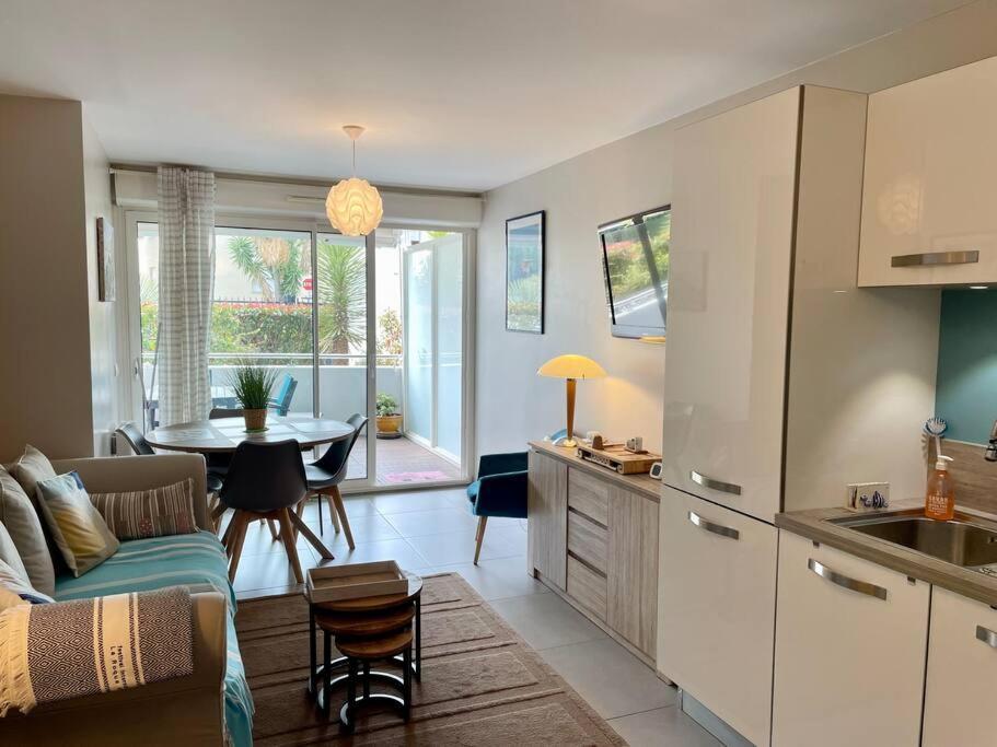 21 - Tres Agreable Rdc Avec Terrasse Et Parking Daire Bandol Dış mekan fotoğraf