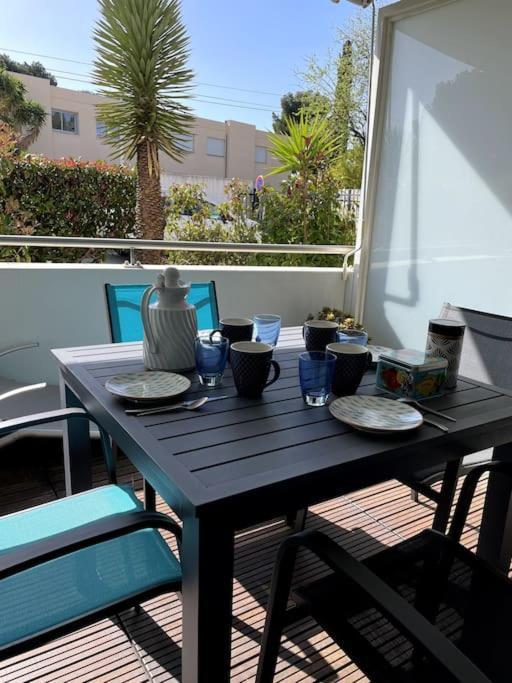 21 - Tres Agreable Rdc Avec Terrasse Et Parking Daire Bandol Dış mekan fotoğraf