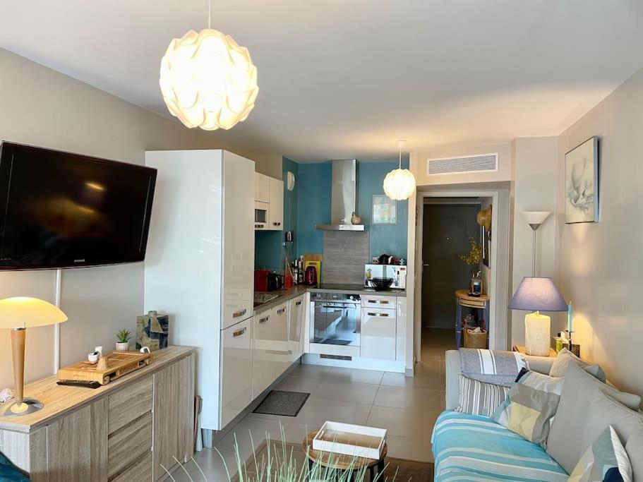 21 - Tres Agreable Rdc Avec Terrasse Et Parking Daire Bandol Dış mekan fotoğraf