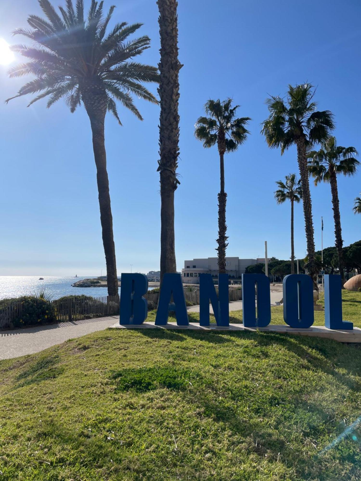 21 - Tres Agreable Rdc Avec Terrasse Et Parking Daire Bandol Dış mekan fotoğraf